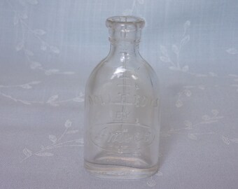 Vintage Clear Glass Play Collectible Nursing Bottle. Marked Doll – E – Toys by Amsco w Numbers 1 through 6 Indicating Oz. Unique Gift. uira