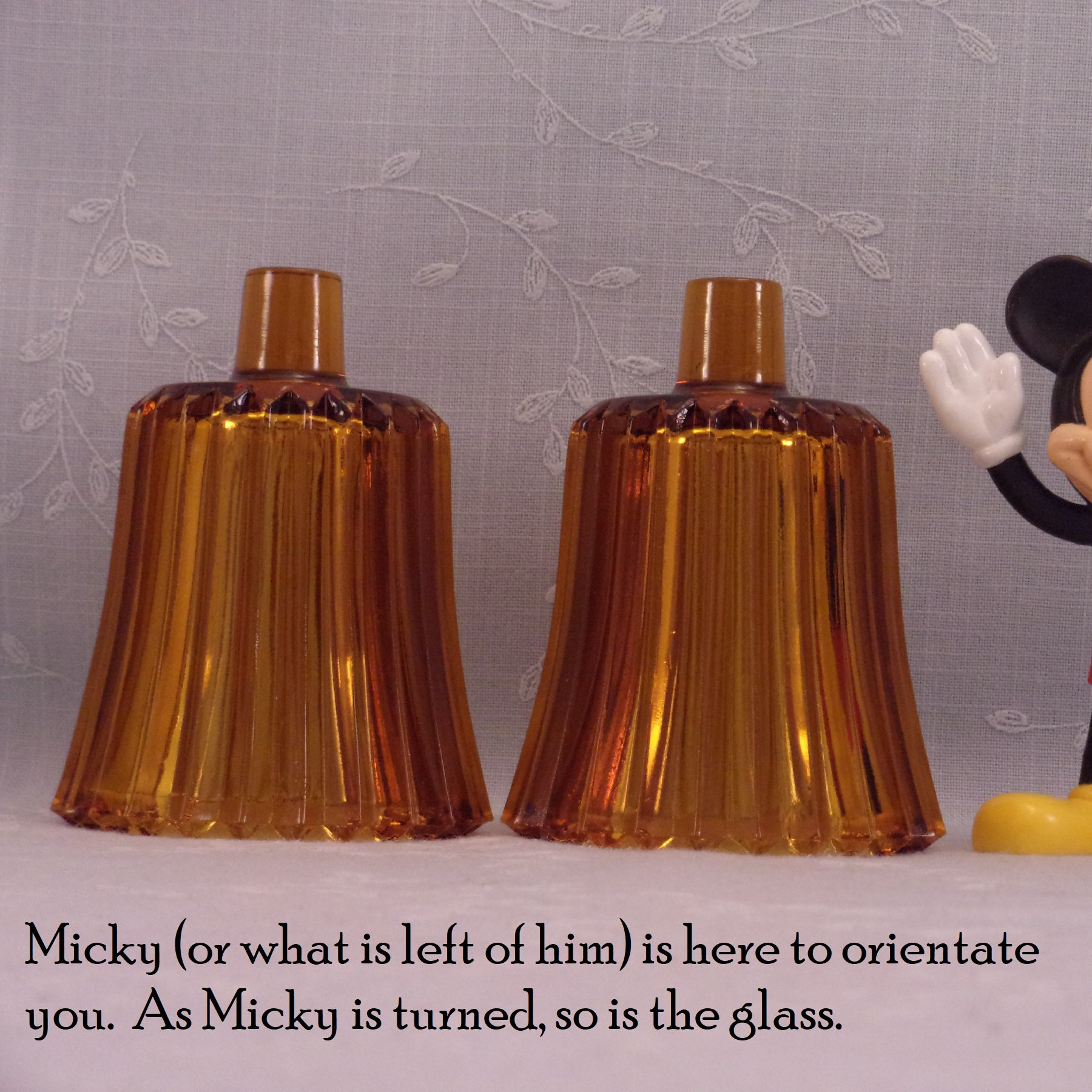 2 Vintage Homco Home Interior Amber Glass Votive Ribbed Peg Cups. rkuc