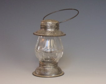 Figural 1942 Clear Glass Candy Container. Vintage Avor Victory VG Co # 2 Toy Railroad Lantern w Metal Cap, Reflector, & Bail.  VLaa ea443