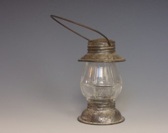 1942 Vintage Clear Glass Candy Container. Avor Victory VG Co # 2 Toy Railroad Lantern w Metal Cap, Reflector, & Bail. Cool Gift. Vk9c ea443