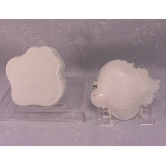 Opaline Milk Glass. Small Antique Vanity or Dress… - image 10