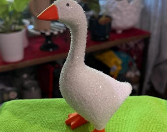 Desk Goose 7” | Customizable | Glass | Sparkly