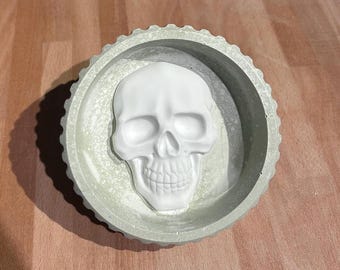 5” Skull Pattern Ash Tray / Flower Pot / Tray