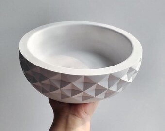 Wehous Diamond Shape Large 8” Bowl
