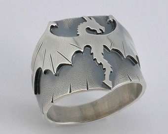 Silver Dragon ring - solid sterling silver finger ring with Flying Dragon design