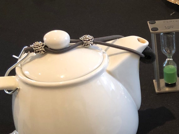 Pequeño soporte de tapa de tetera y captador de goteo gris | Etsy España