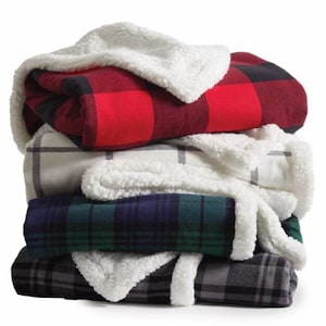 Personalized Monogram Sherpa Blanket - Custom Name Fleece Blanket - Monogrammed Throw Blanket - Housewarming Gift for Couple