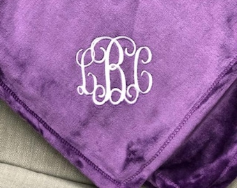 Personalized Monogram Fleece Throw Blanket: Embroidered Custom Name Gift