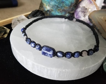 Sodalite & Rose Quartz Macrame Choker, Sodalite Choker, Hemp Jewelry, Throat Chakra Choker, Macrame Necklace, Natural Stone Jewelry, Gift