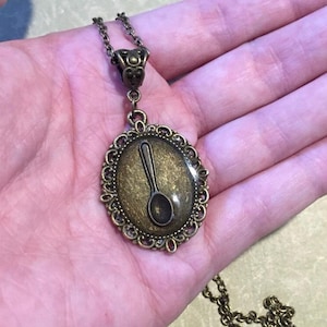 Bronze Spoon Theory Necklace Spoonie Unusual Spoonie Gift Chronic Illness Lupus MS Fibro EDS Chiari Cancer Awareness Gift Spoonie Gift zdjęcie 1