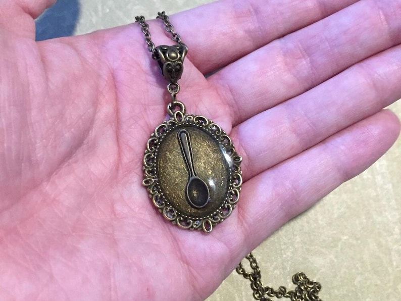 Bronze Spoon Theory Necklace Spoonie Unusual Spoonie Gift Chronic Illness Lupus MS Fibro EDS Chiari Cancer Awareness Gift Spoonie Gift zdjęcie 1