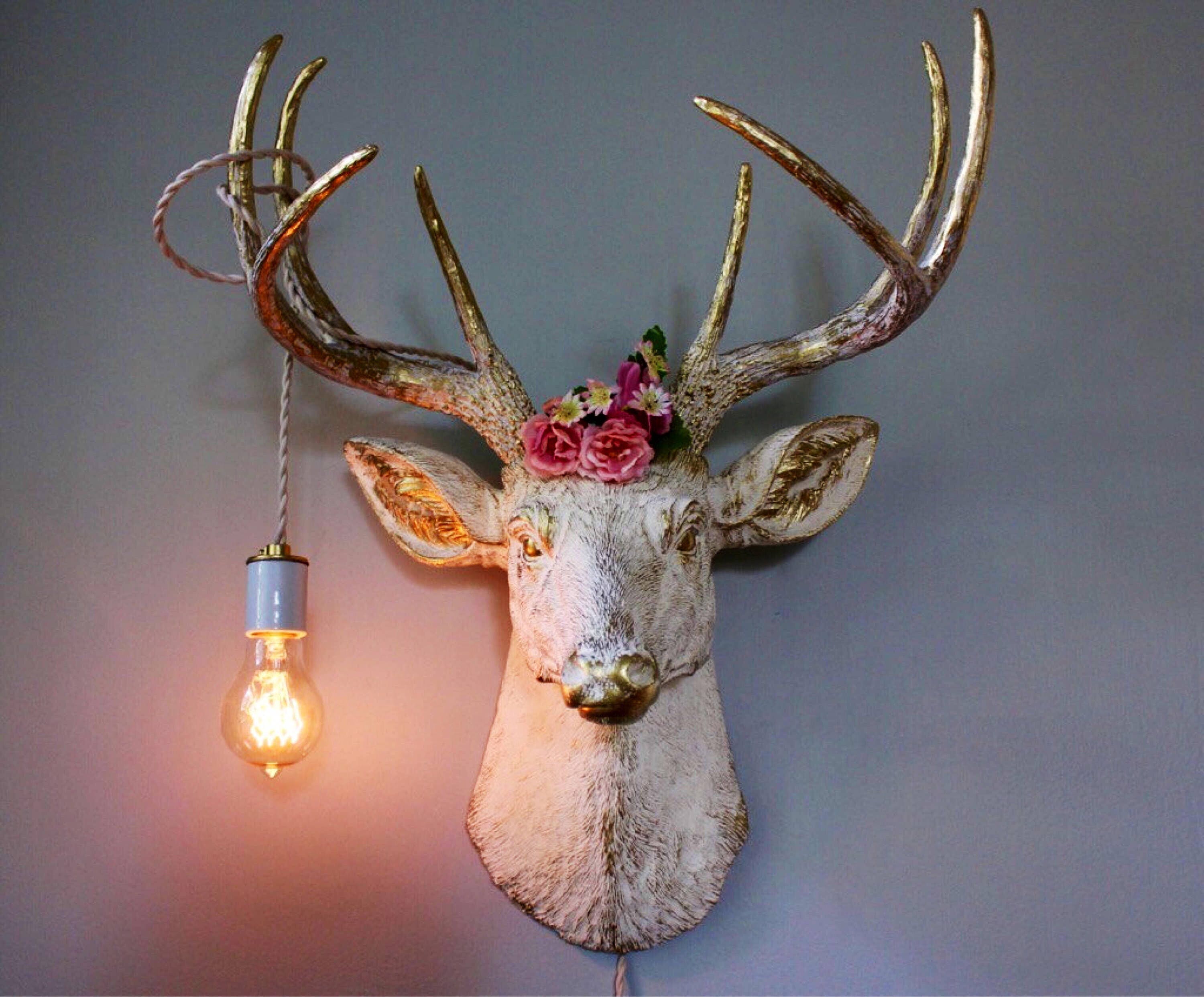 Color : Silver YYF wall lamp Creative Deer Wall Lamp European Personality Industrial Retro Aisle Bedroom Bed Head Deer Head Wall Lamp 