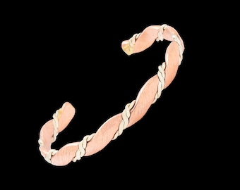 Pulsera de cobre hecha a mano: alambre trenzado tejido con beneficios curativos.