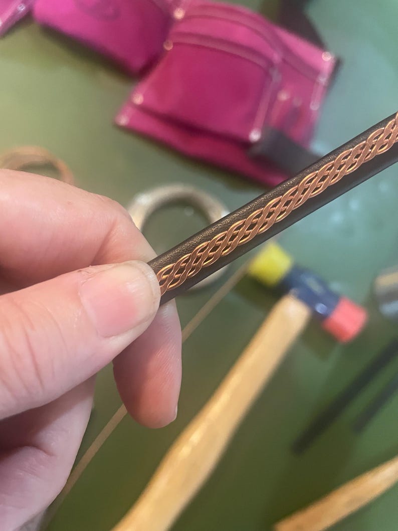 Pulsera de cuero y cobre: brazalete unisex ajustable, ideal para él y para ella, regalo de Navidad para hombres y mujeres, pulsera de la amistad o de pareja. imagen 11