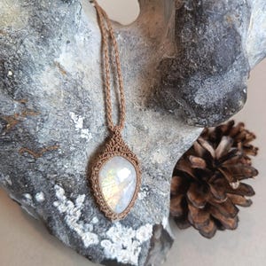 Moonstone Macrame Necklace | Pendant size 4.5 cm