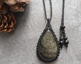 Macraméketting met gouden glans obsidiaan | Afmeting hanger: 5,4 cm