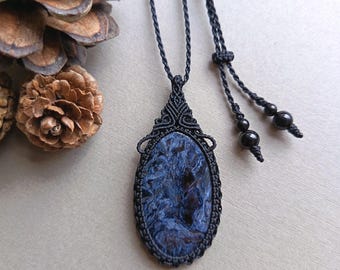 Pietersite Macrame Necklace | Pendant size 5.9 cm