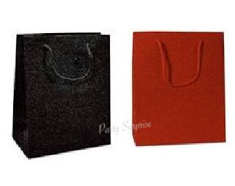 small red bolsa with handle