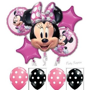 Pode incluir: Um conjunto de seis bal&otilde;es da Minnie Mouse, incluindo um bal&atilde;o grande de folha de alum&iacute;nio da cabe&ccedil;a da Minnie Mouse, dois bal&otilde;es de folha de alum&iacute;nio menores com a cabe&ccedil;a da Minnie Mouse e um fundo de bolinhas, e tr&ecirc;s bal&otilde;es de l&aacute;tex com bolinhas rosa e brancas.