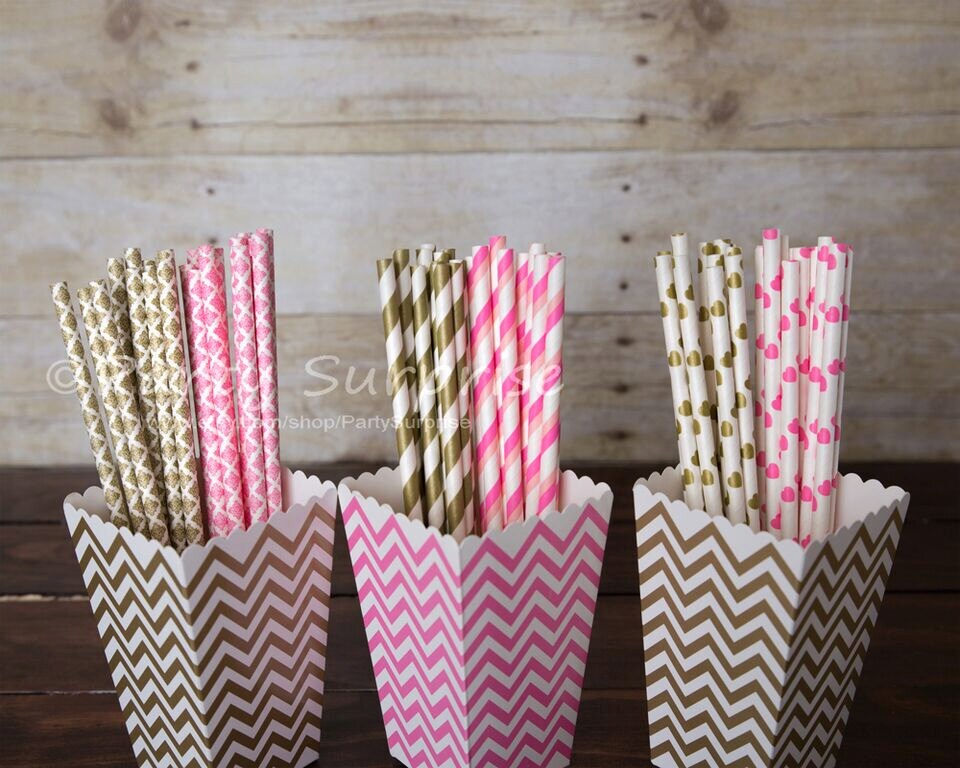 16 x Hot Pink Decorative Dots Polka Dot Party Popcorn Style Treat Boxes