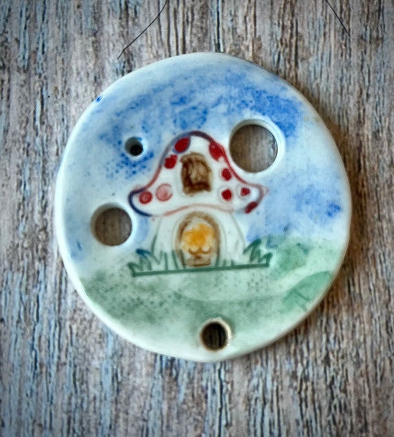 Mushrooms House Ceramic Diz
