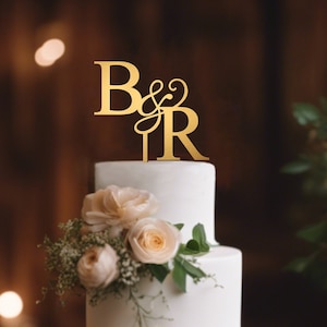 Initial Wedding Cake Topper Mr and Mrs Cake Topper Personalized Cake Topper Wedding Cake Decor Rustic Cake Topper Gold Topper