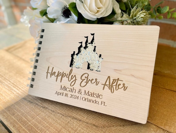 Disney's Fairy Tale Weddings 20周年記念ボックス Disney's Fairy Tale Weddings 20周年記念ボックス ➷ 𝐷𝑖𝑠𝑛𝑒𝑦'𝑠