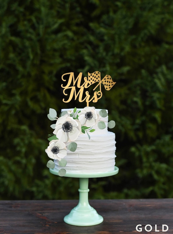 Racing Nascar Wedding Cake Topper, Checkered Flag Cake Topper, Mr and Mrs Cake Topper, Custom Racing Cake Topper, Mr and Mrs Topper