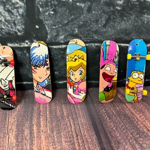 Skateboard keychain, cartoon, hand painted