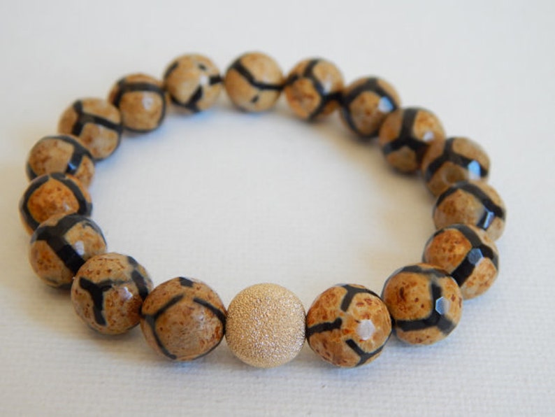stacking bracelet earthy colors Tan and black giraffe agate stretch bracelet with 14kt gold filled stardust bead fall fashion rustic