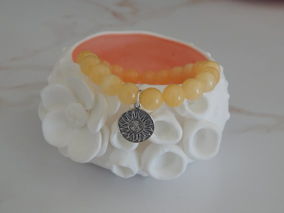 Yellow jade stretch bracelet with sterling silver sun charm, beach boho jewelry, stacking bracelet
