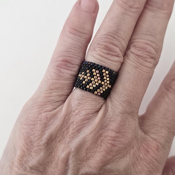 Peyote stitch seed bead ring, boho ring, gift for her, boho jewelry, cigar ring