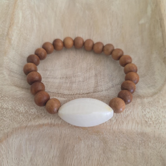Sandalwood and kaccols shell bracelet, summer bracelet, boho jewelry