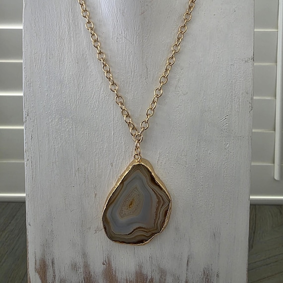 READY TO SHIP Large agate necklace, statement jewelry, geode pendant, 18kt gold plate