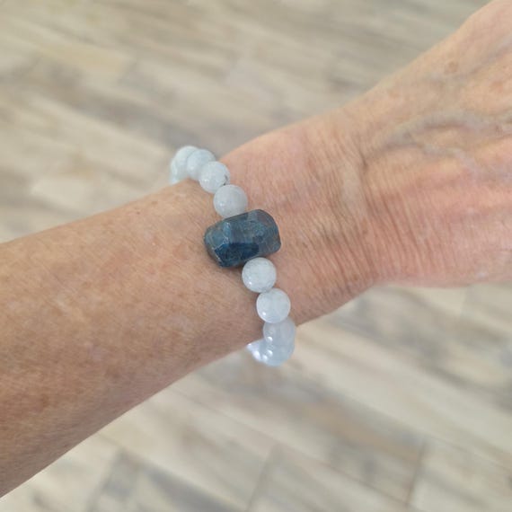Aquamarine bracelet with a nugget gemstone, statement bracelet