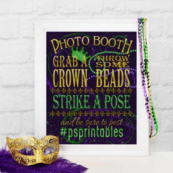 mardi gras sign for wreath
