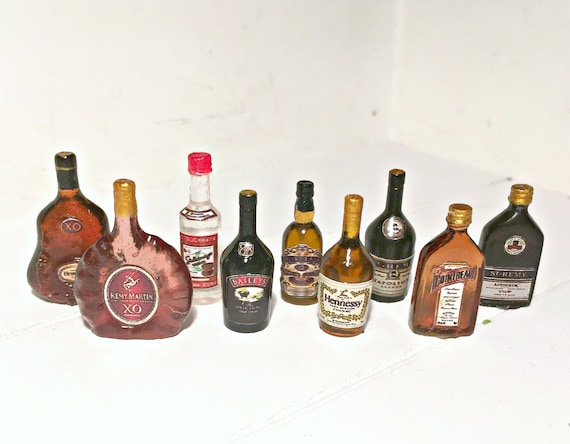 Set with glasses of Cognac and Brandy bottles with alcohol cognac bottle set Dollhouse miniature 1:12