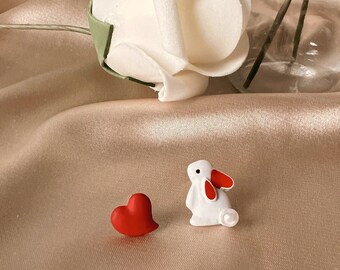 Bunny Daisy Earrings,  Rabbit Pearl with Heart Stud Earrings