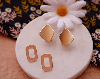 Gold Geometric Studs: Earrings Set of 2