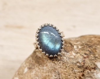 Labradorite ring. Adjustable 925 sterling silver rings for women