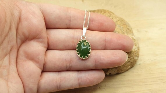 Hypoallergenic Jade chain bracelet Minimalist Green Nephrite jade jewelry Stainless steel adjustable bracelet 12th anniversary gemstone