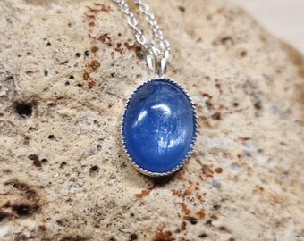 Small Blue Kyanite necklace. 925 sterling silver necklaces for women. Reiki jewelry uk. Blue mineral pendant. Small 14x10mm stone
