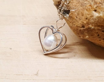 Freshwater pearl heart pendant necklace. 14mm. June Birthstone. Wedding Bali silver necklaces for women. 30th anniversary gemstone.