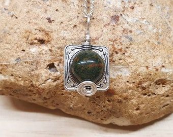 Small Bloodstone pendant. March birthstone. Reiki jewelry uk. Silver plated square frame necklace. 10mm stone