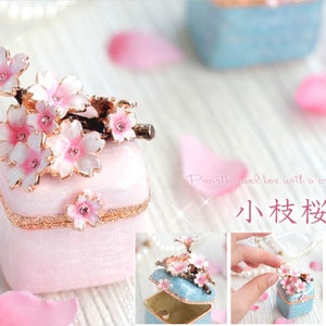 From JAPAN,Beautiful sprig Cherry blossoms & sakura ring box/jewelry box,ring case,birthday gifts,interior gifts