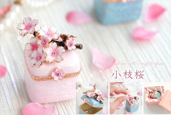 ファッション雑貨・小物その他 Heart to Heart Jewelry Case in Cheery Blossoms VERA BRADLEY Heart to Heart Jewelry Case Box CHEERY BLOSSOMS