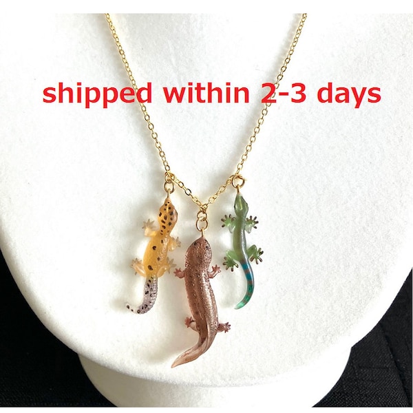 Pendentif unique trois reptiles, gecko, gecko léopard, salamandre géante du Japon, collier, fait main en résine translucide, à personnaliser