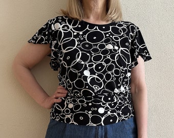 Vintage LENA Top Black White Circle Print Women Top Finnish Design Short Sleeve T-Shirt Jersey Blouse Scandinavian Shirt Made in Finland