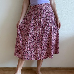 Vintage Skirt Red Pink Floral Print Midi Summer Skirt with Elastic Waist Flowers High Waisted Viscose
