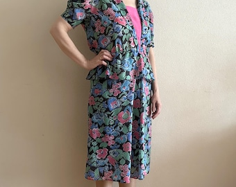 Vintage Floral Midi Dress 80s Ruffle Waist Dress with Bright Print Puff Sleeve Colorful Party Dress